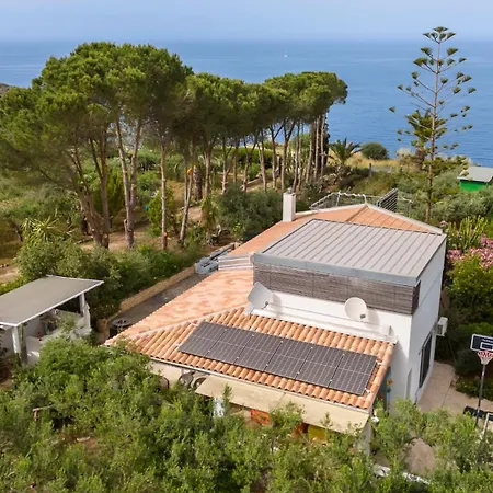 Villa Cardia A Cala Bianca By Wonderful Italy *